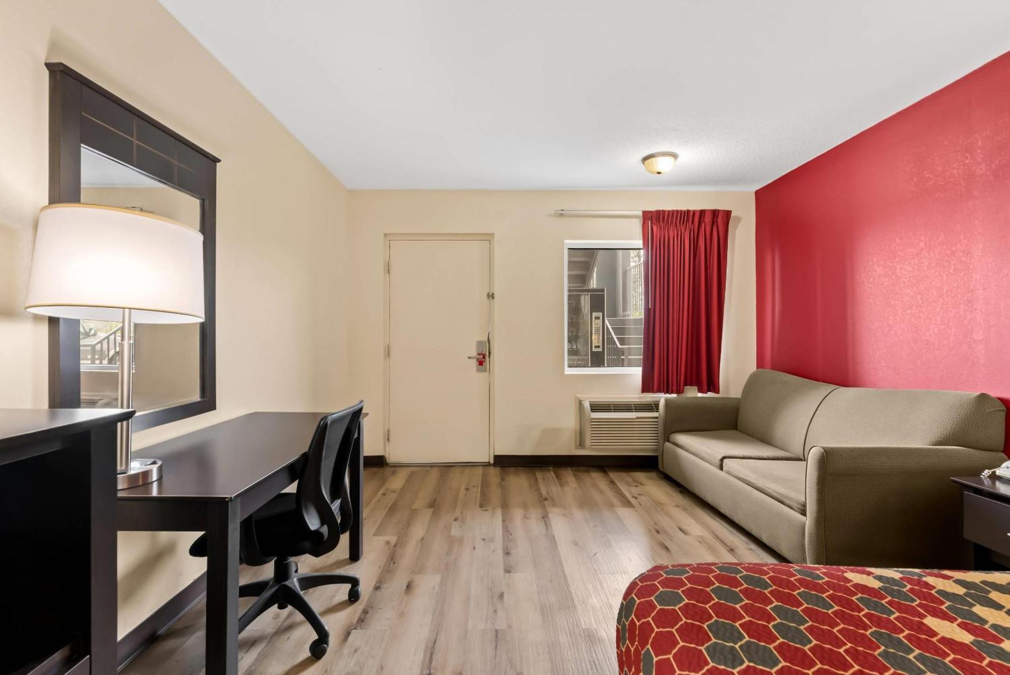 Econo Lodge Fredericksburg Near I-95 Экстерьер фото
