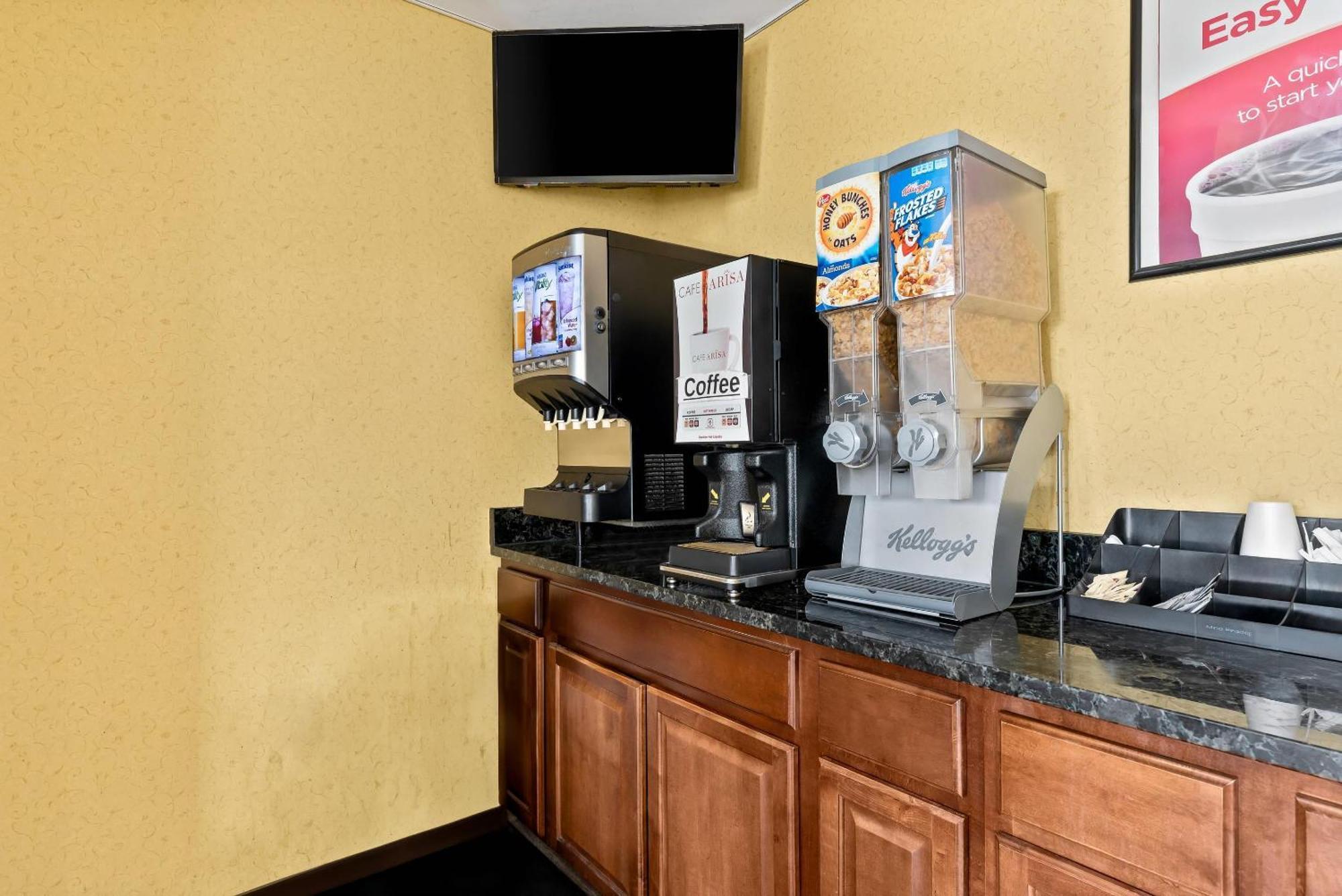 Econo Lodge Fredericksburg Near I-95 Экстерьер фото