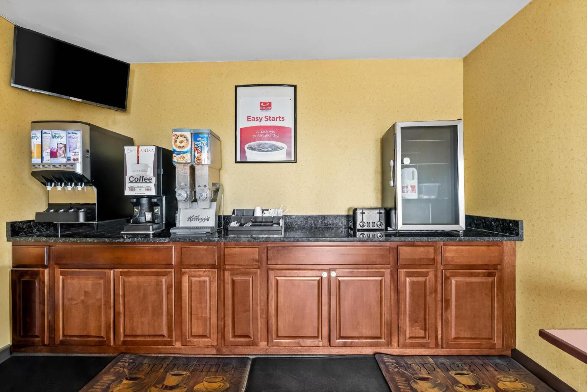 Econo Lodge Fredericksburg Near I-95 Экстерьер фото